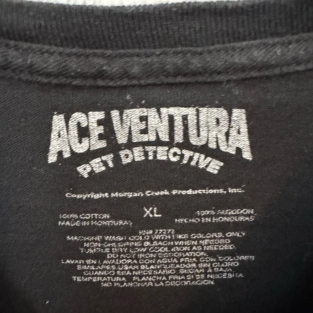 Black Graphic T-Shirt Ace, Ventura, Pet detective XL - Picture 3 of 4